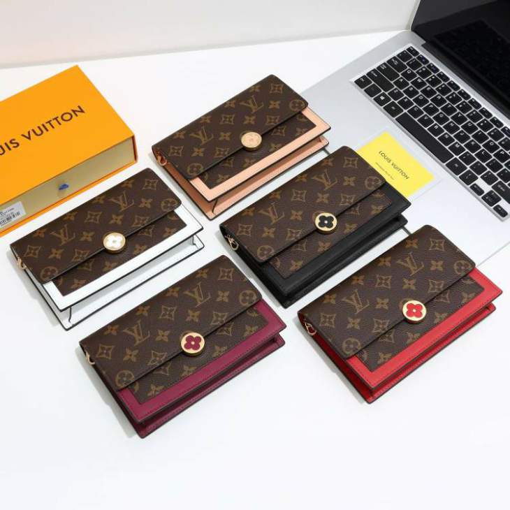 Picture of Louis Vuitton Wallets _SKUfw227105860fw